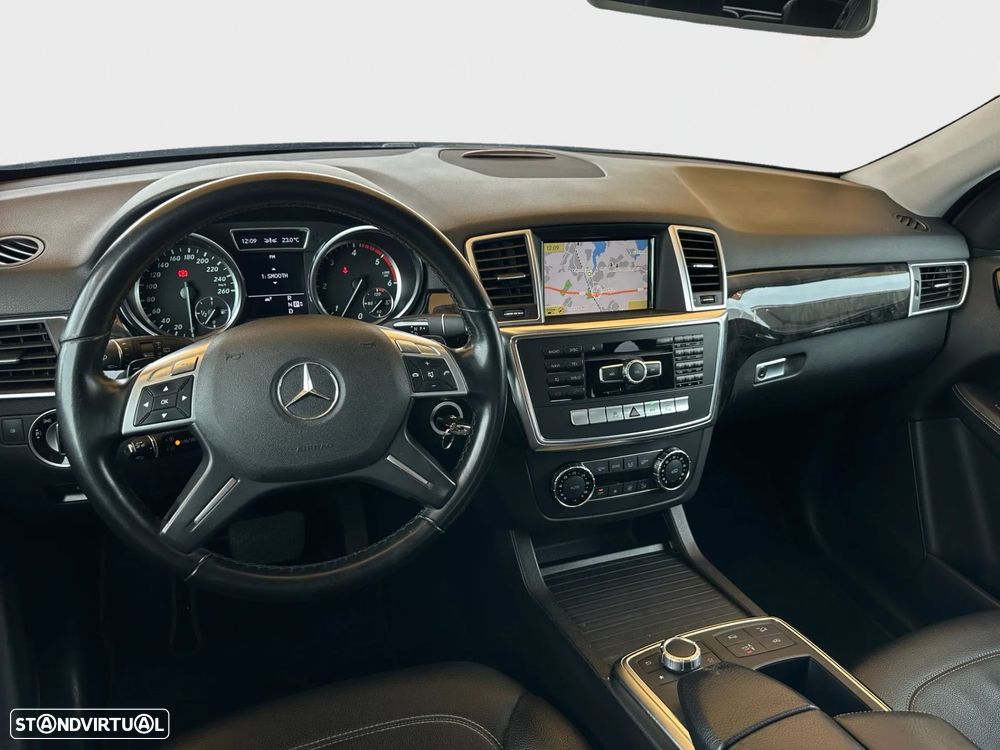 Mercedes-Benz ML 350 BlueTEC - 15