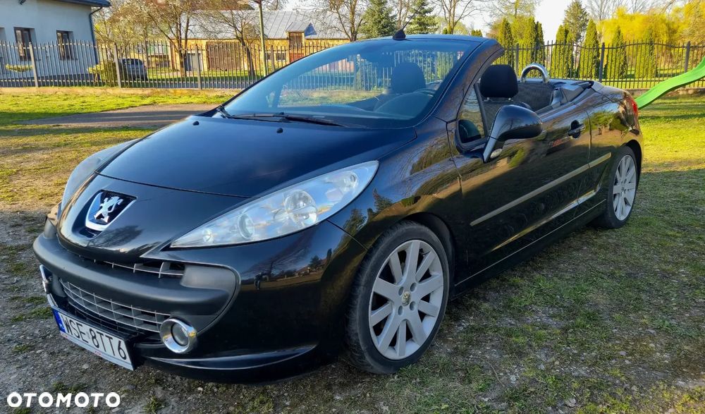 Peugeot 207 CC - 12