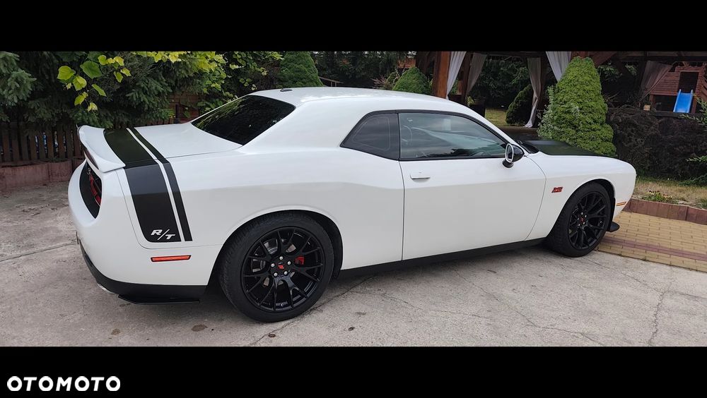Dodge Challenger 5.7 R/T - 11