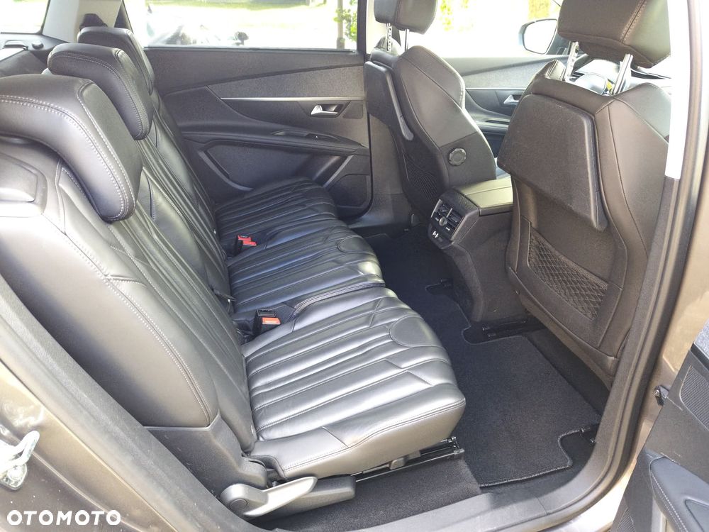 Peugeot 5008 - 30