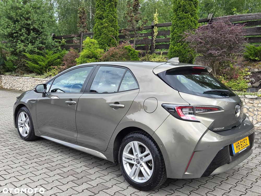 Toyota Corolla 1.8 Hybrid Selection - 6