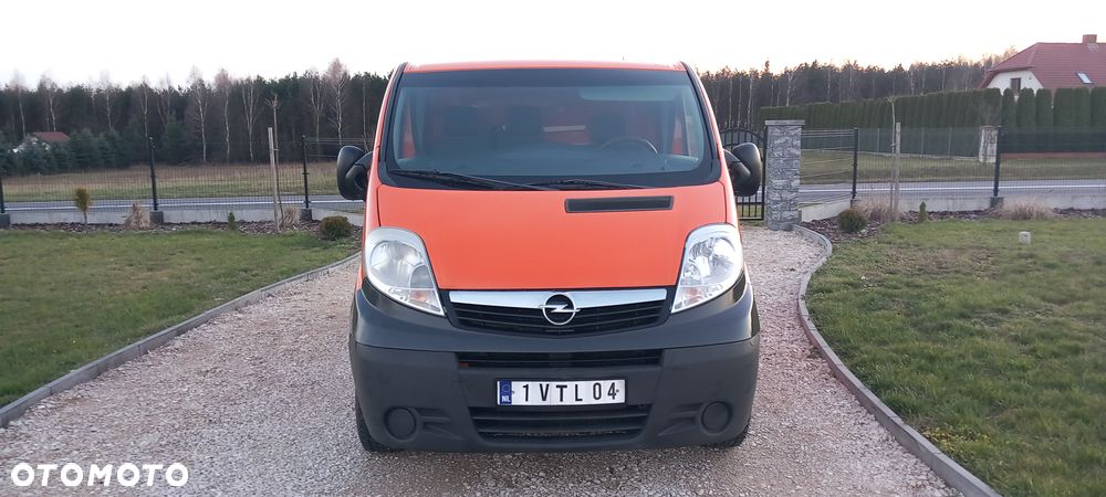 Opel Vivaro - 2