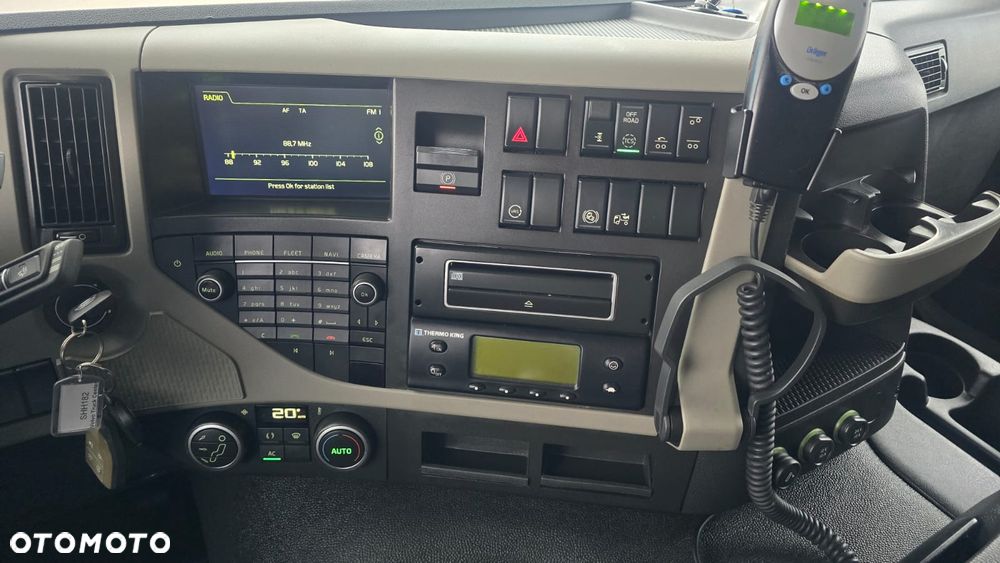Volvo FM 370 6x2 rama do zabudowy, beczka asenizacyjna mleko laweta full air oś skrętna niski przebieg! - 34