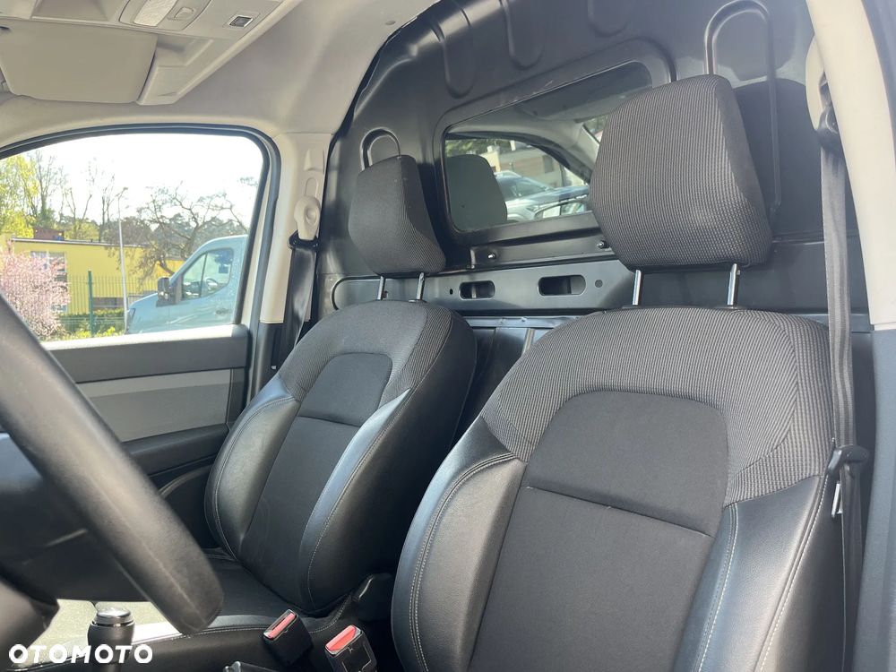 Renault Express Van - 13