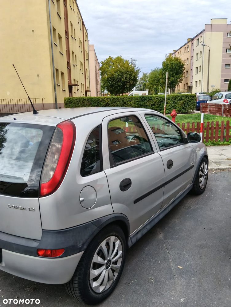 Opel Corsa 1.2 16V Start Easytronic - 1