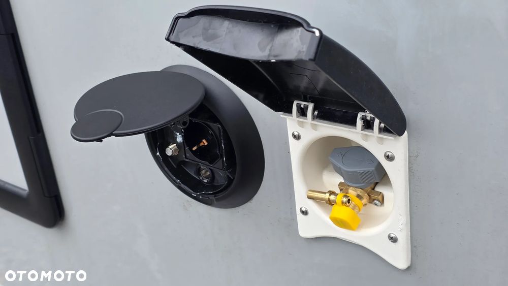 McLOUIS MC4 321 - 11