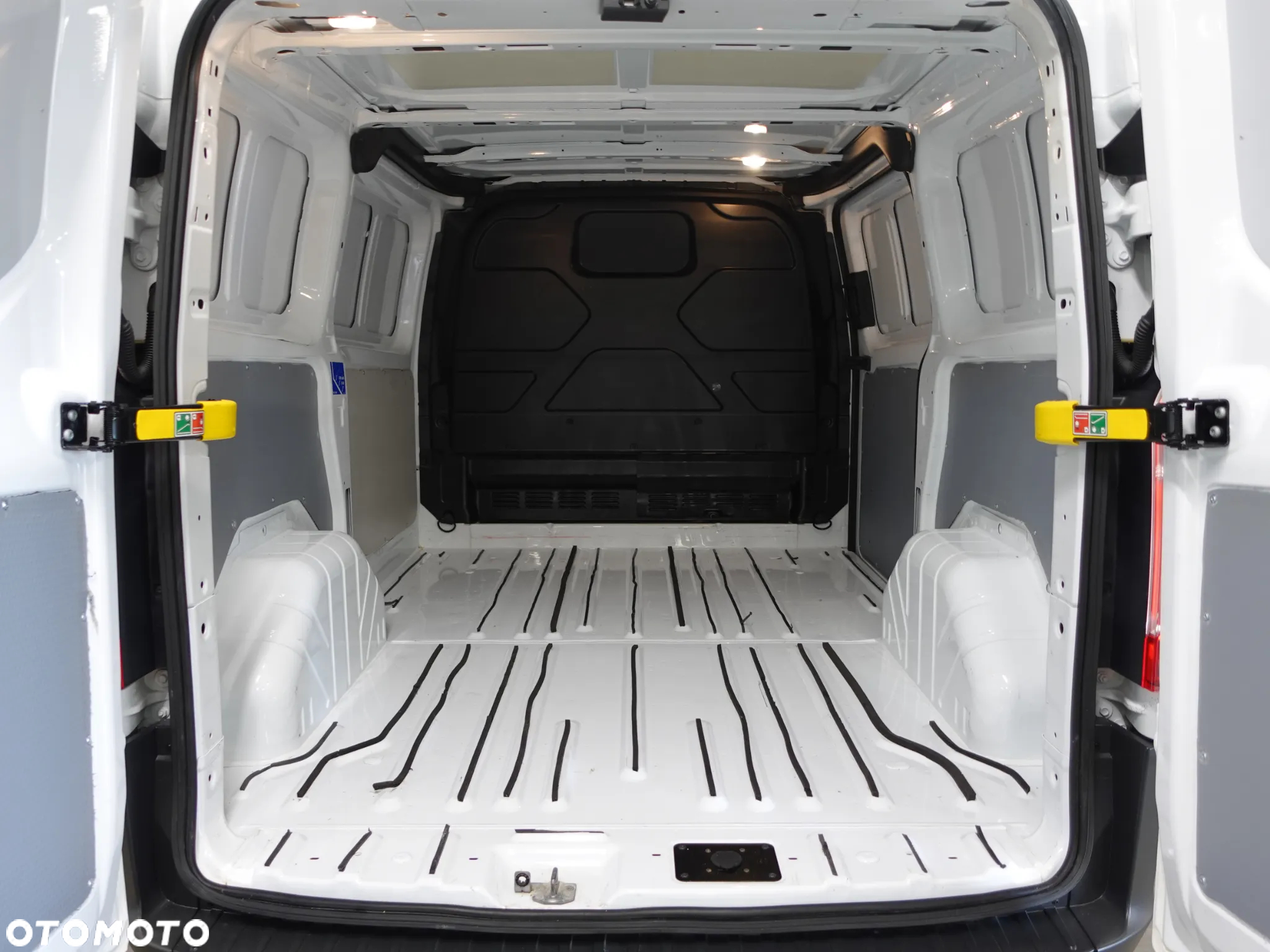 Ford Transit Custom - 24