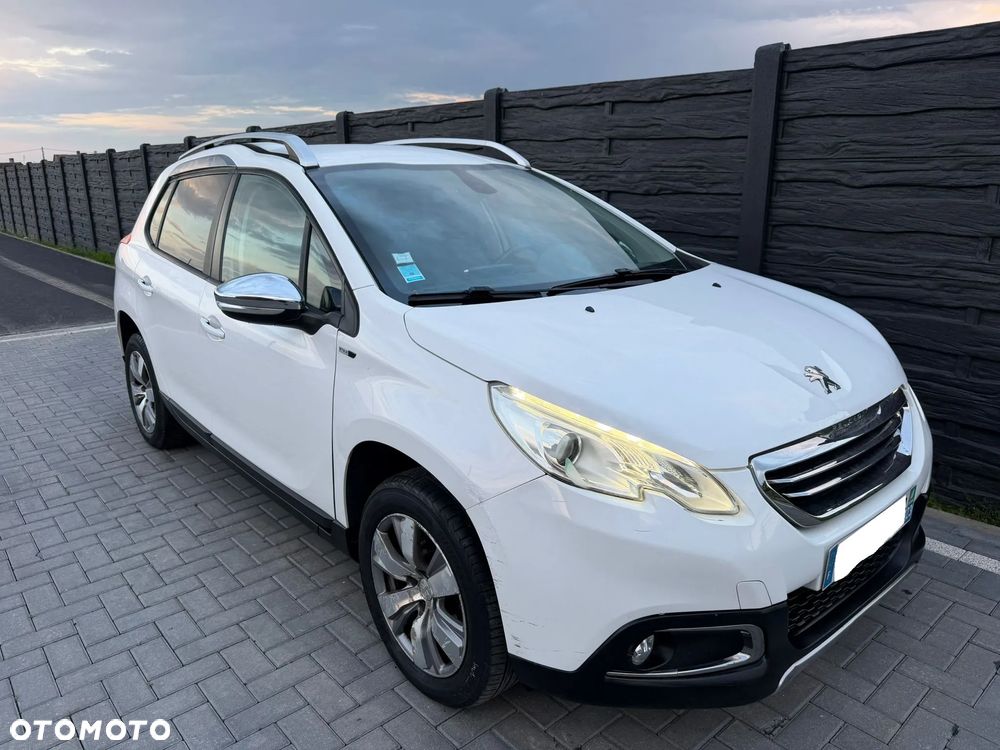 Peugeot 2008 1.6 BlueHDi Style - 18