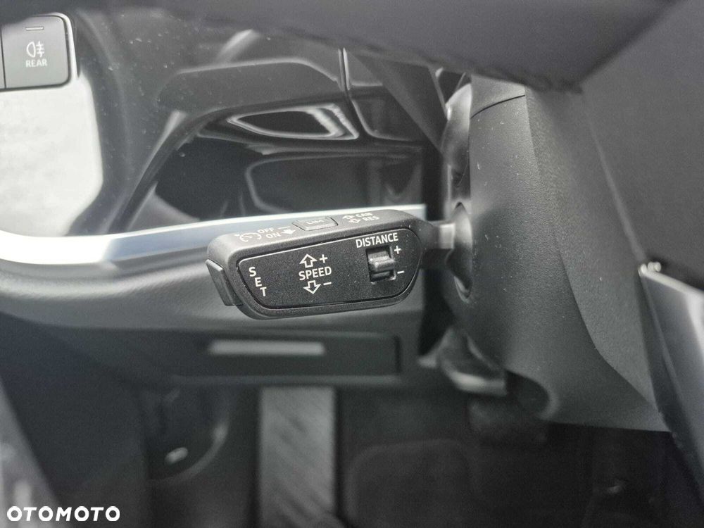 Audi Q3 35 TFSI mHEV S-Line S tronic - 19