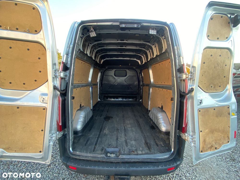 Ford Transit Custom - 12