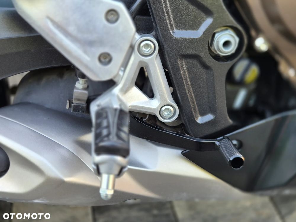 Honda CBR - 22