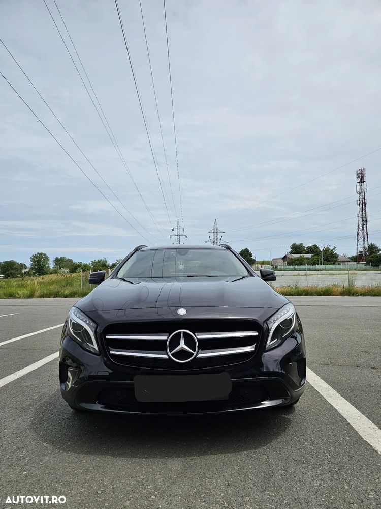 Mercedes-Benz GLA 220 d 4MATIC Aut. - 1