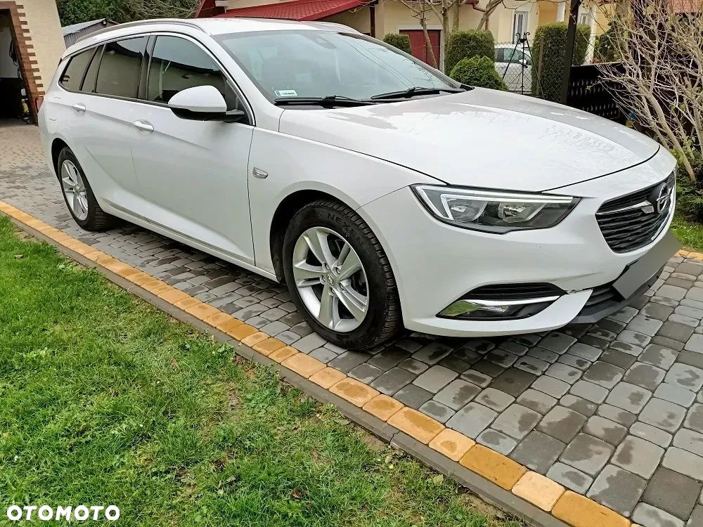 Opel Insignia 2.0 CDTI Sports Tourer Automatik - 1