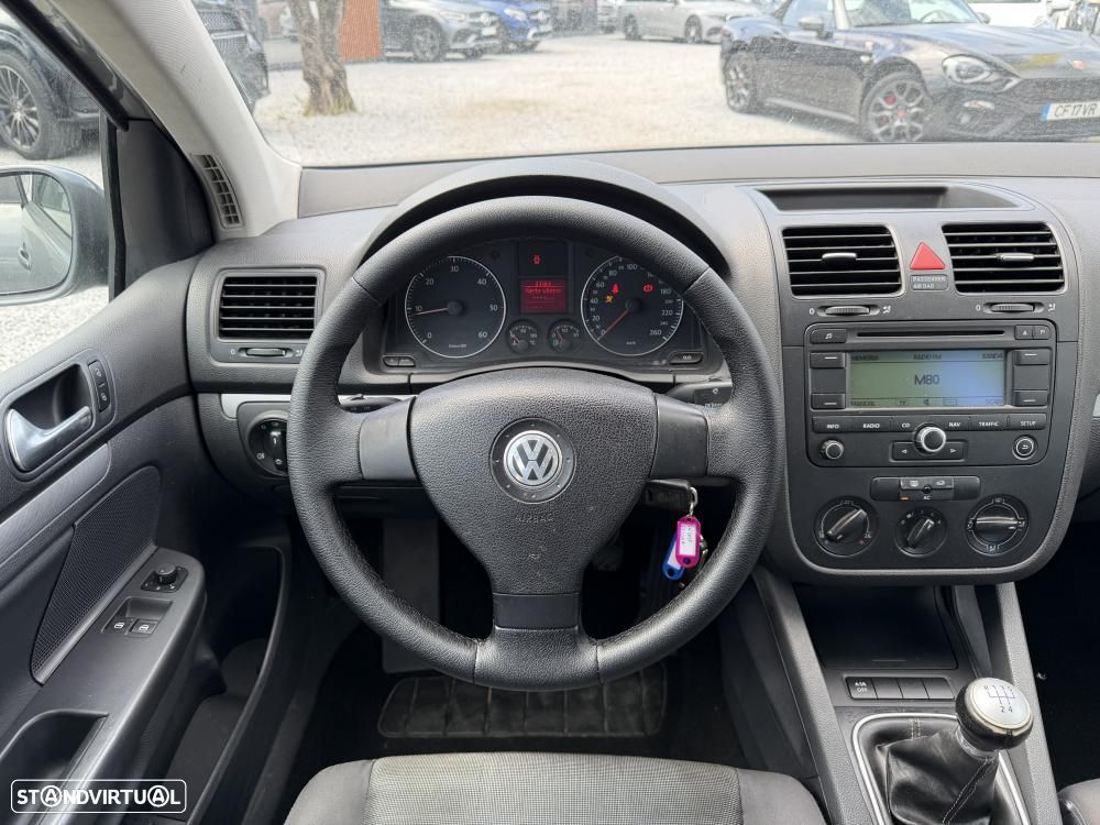 VW Golf 1.9 TDi BlueM. Confortline - 15