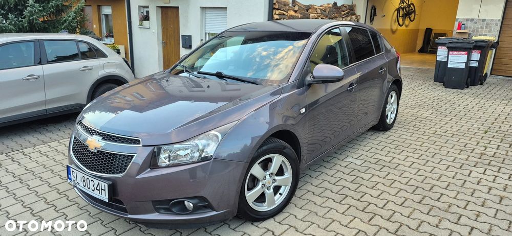 Chevrolet Cruze 2011 photo 4
