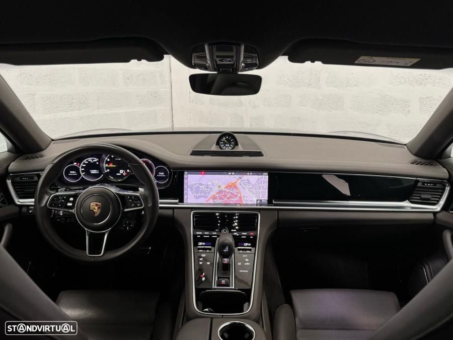 Porsche Panamera 4 E-Hybrid - 2