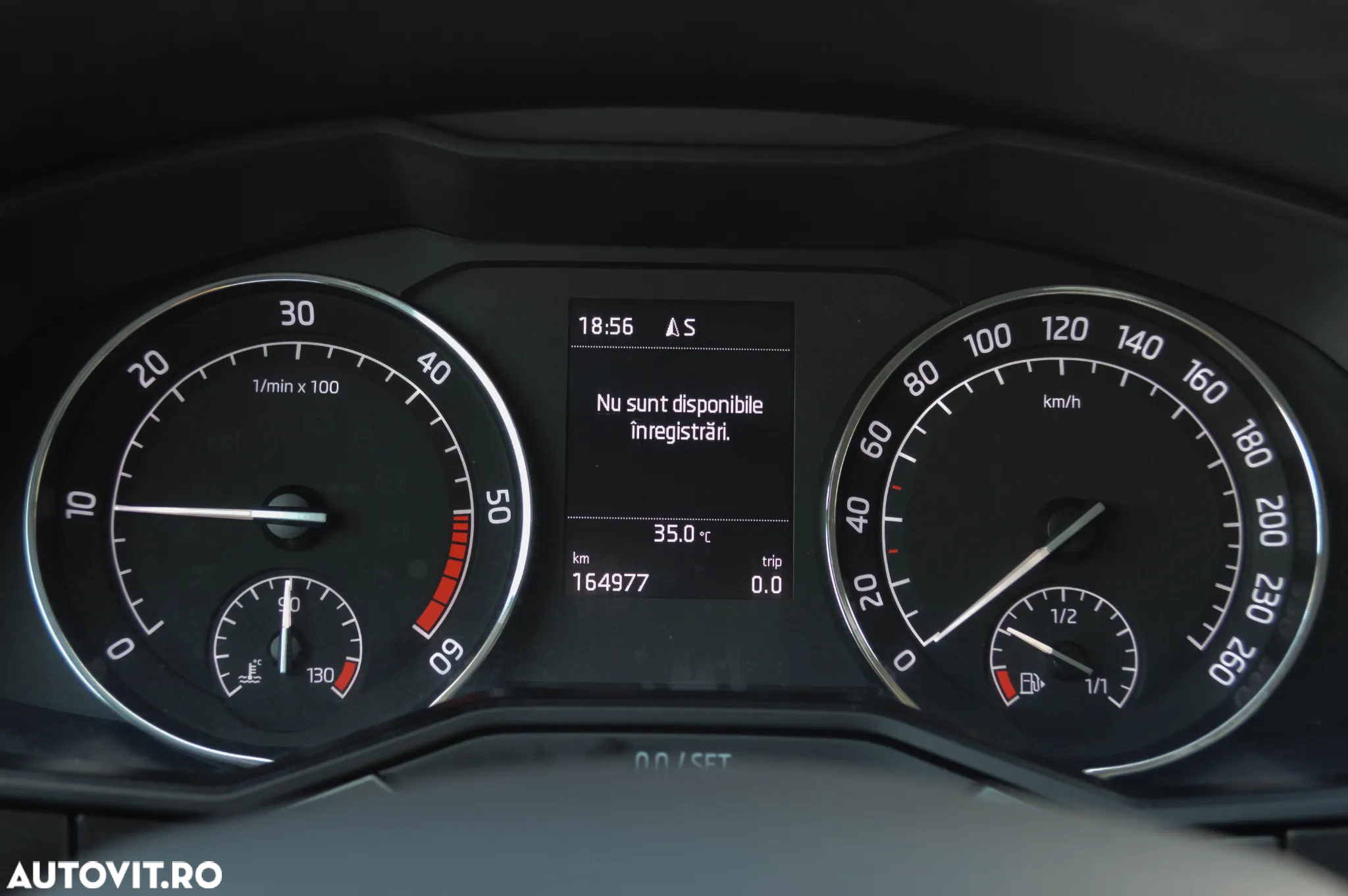 Skoda Superb Combi 2.0 TDI Style - 18