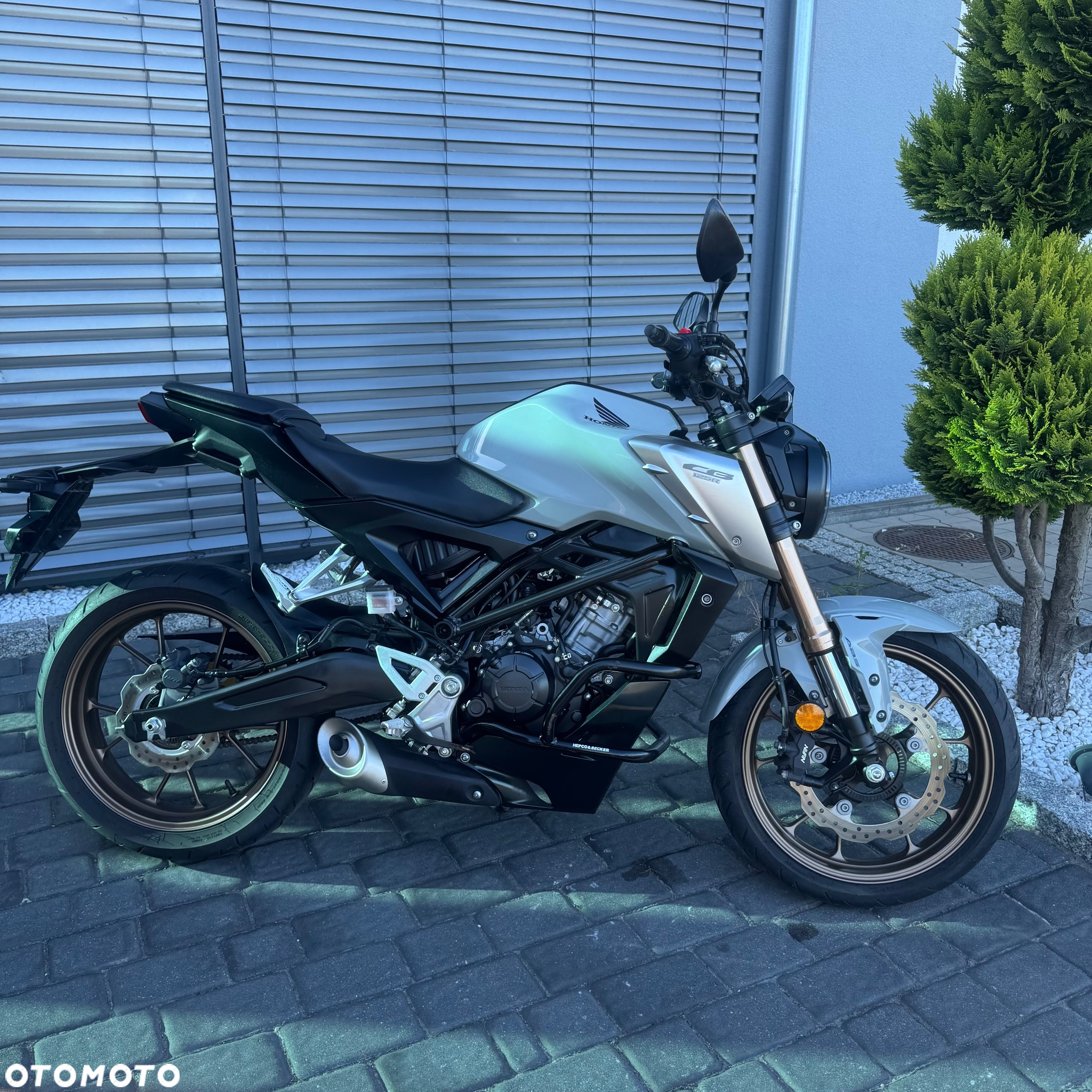 Honda CB - 2