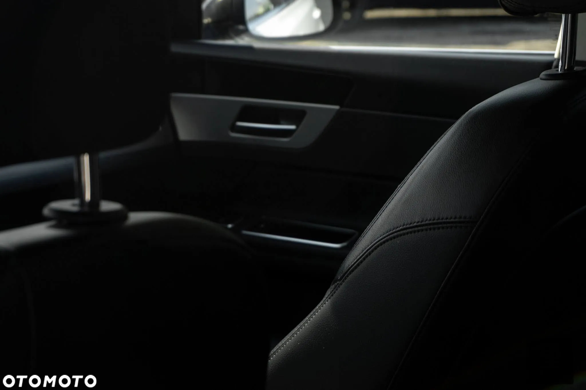 Jaguar XF 2.0 i4D Prestige - 18