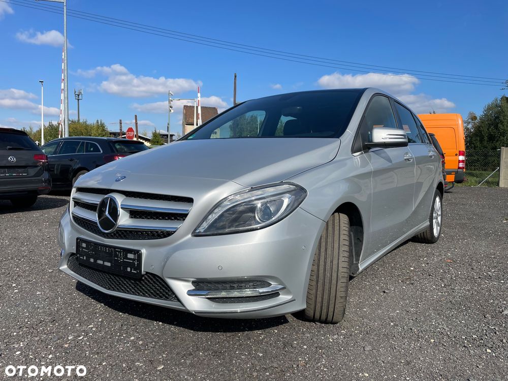 Mercedes-Benz Klasa B 200 CDI (BlueEFFICIENCY) - 1