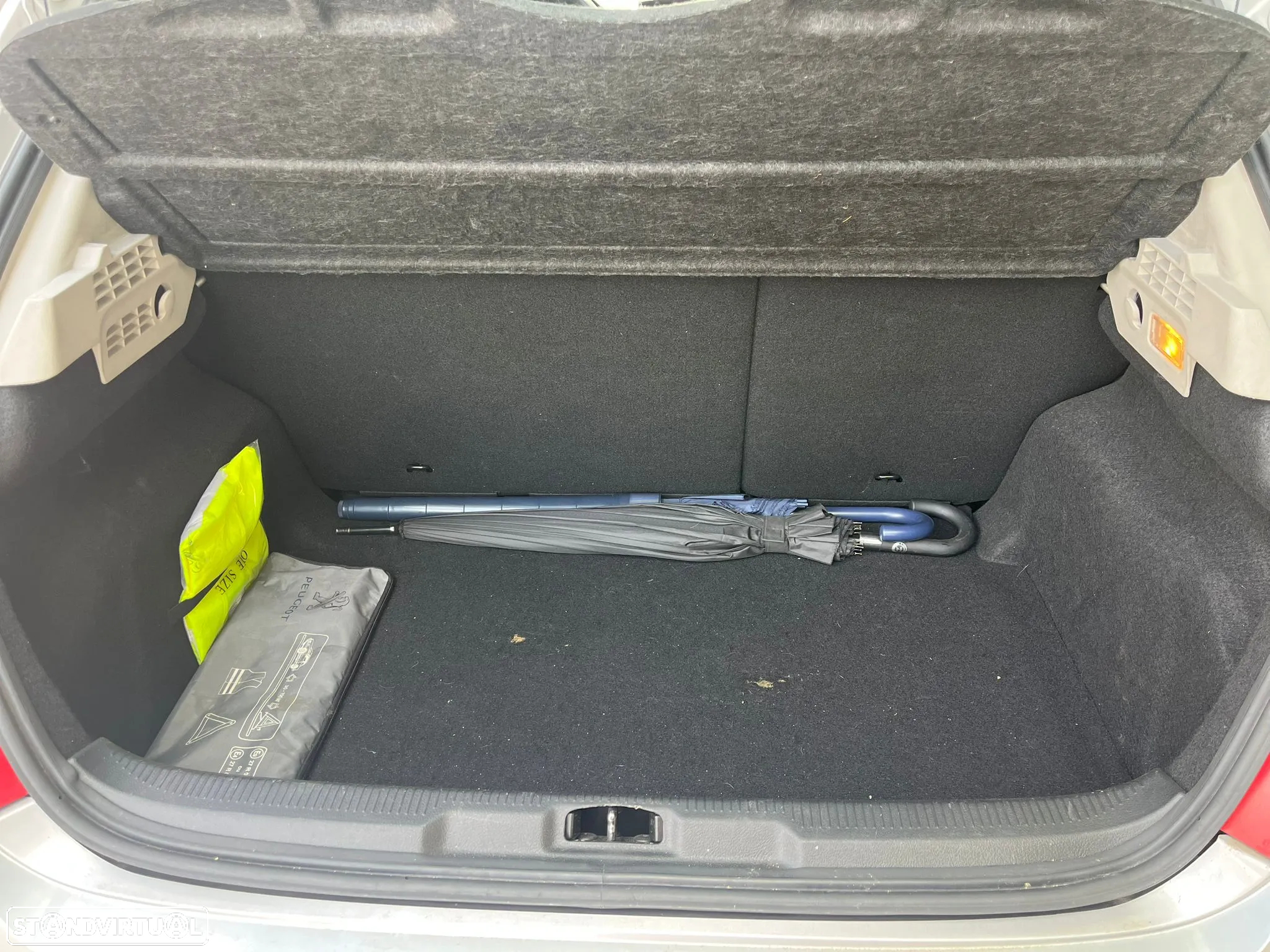 Peugeot 207 1.4 HDi SE Sportium - 8