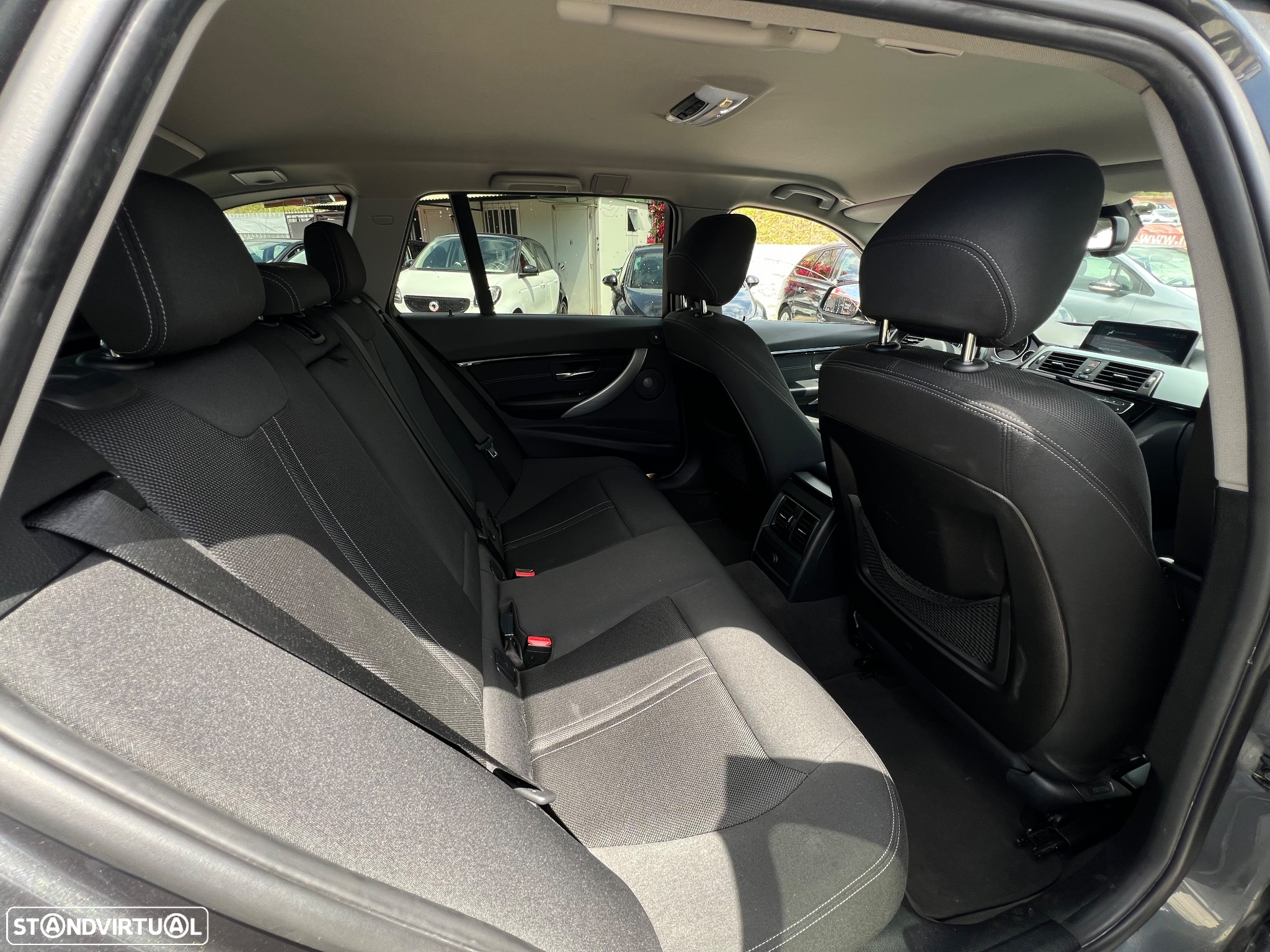 BMW 320 d Touring Edition M Sport Shadow - 11