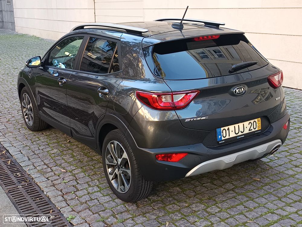 Kia Stonic 1.6 CRDi TX - 1