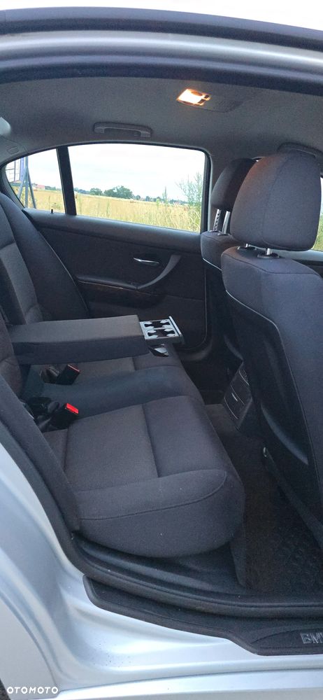 BMW Seria 3 - 24