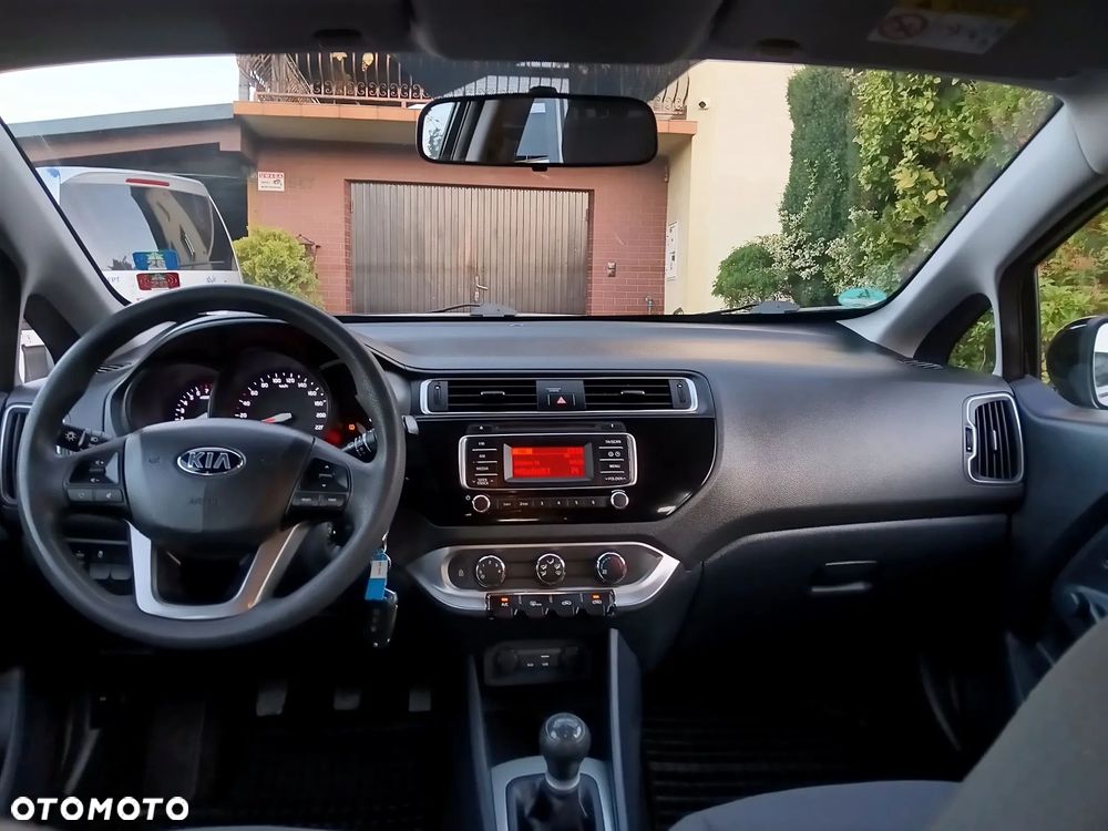 Kia Rio 1.2 Edition 7 - 12