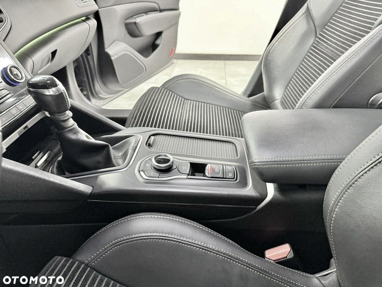 Renault Talisman 1.6 Energy dCi Intens - 17