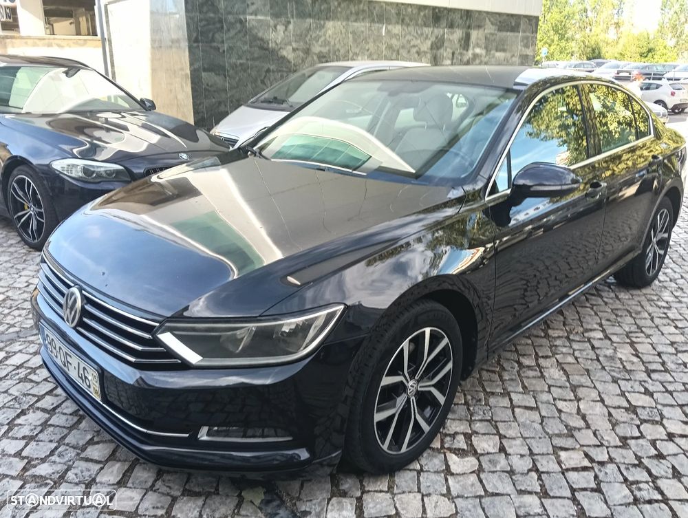 Volkswagen Passat 2.0 TDI Highline DSG — fotografia 34