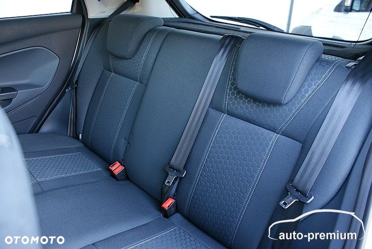 Ford Fiesta 1.25 Titanium - 25