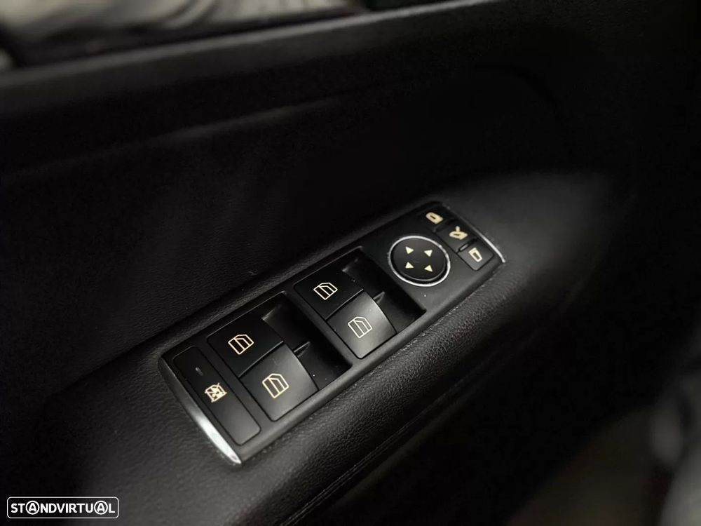 Mercedes-Benz E 220 CDi BlueEfficiency - 40