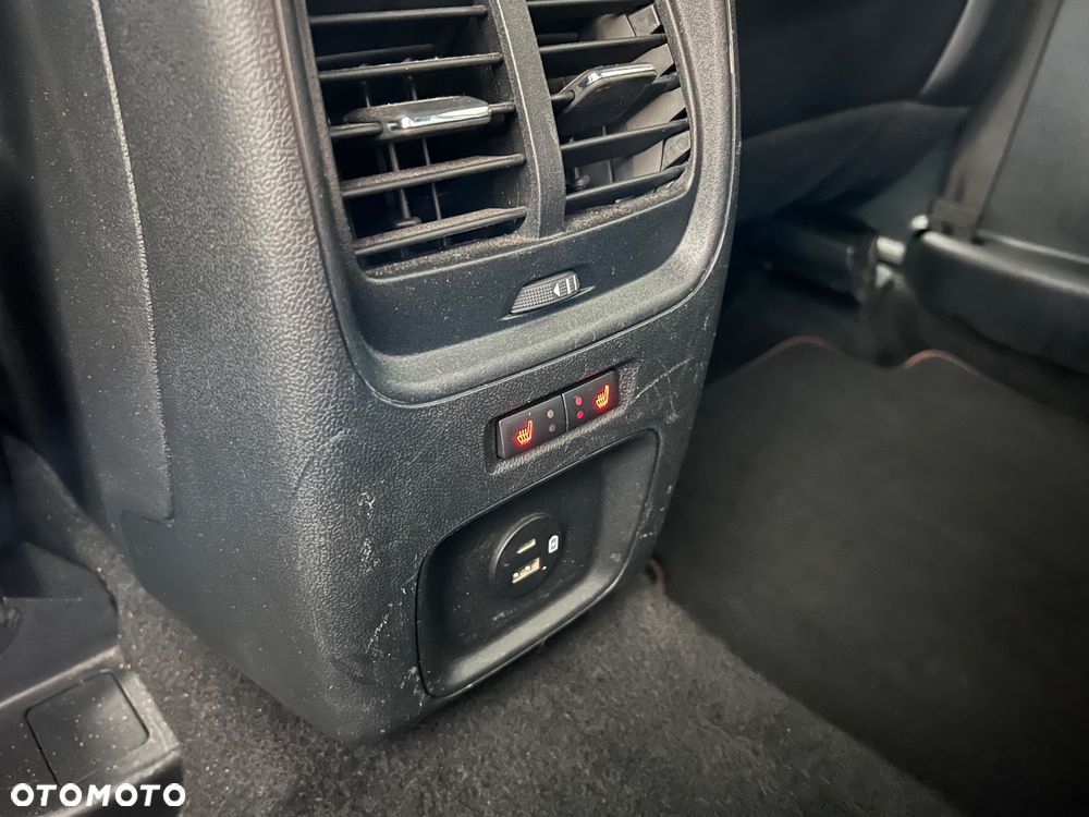 Ford Kuga 1.5 EcoBoost FWD ST-Line ASS GPF - 36