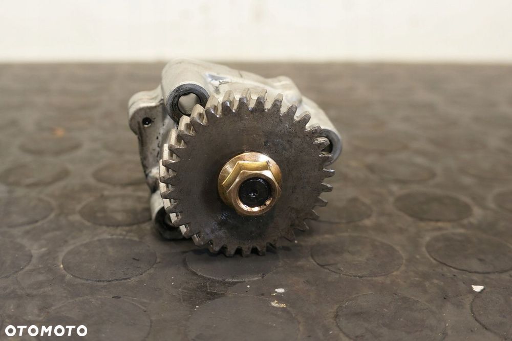 POMPA OLEJU AIXAM MICROCAR KUBOTA 0.4D Z402 - 1