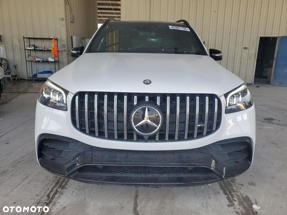 Mercedes-Benz GLS - 2