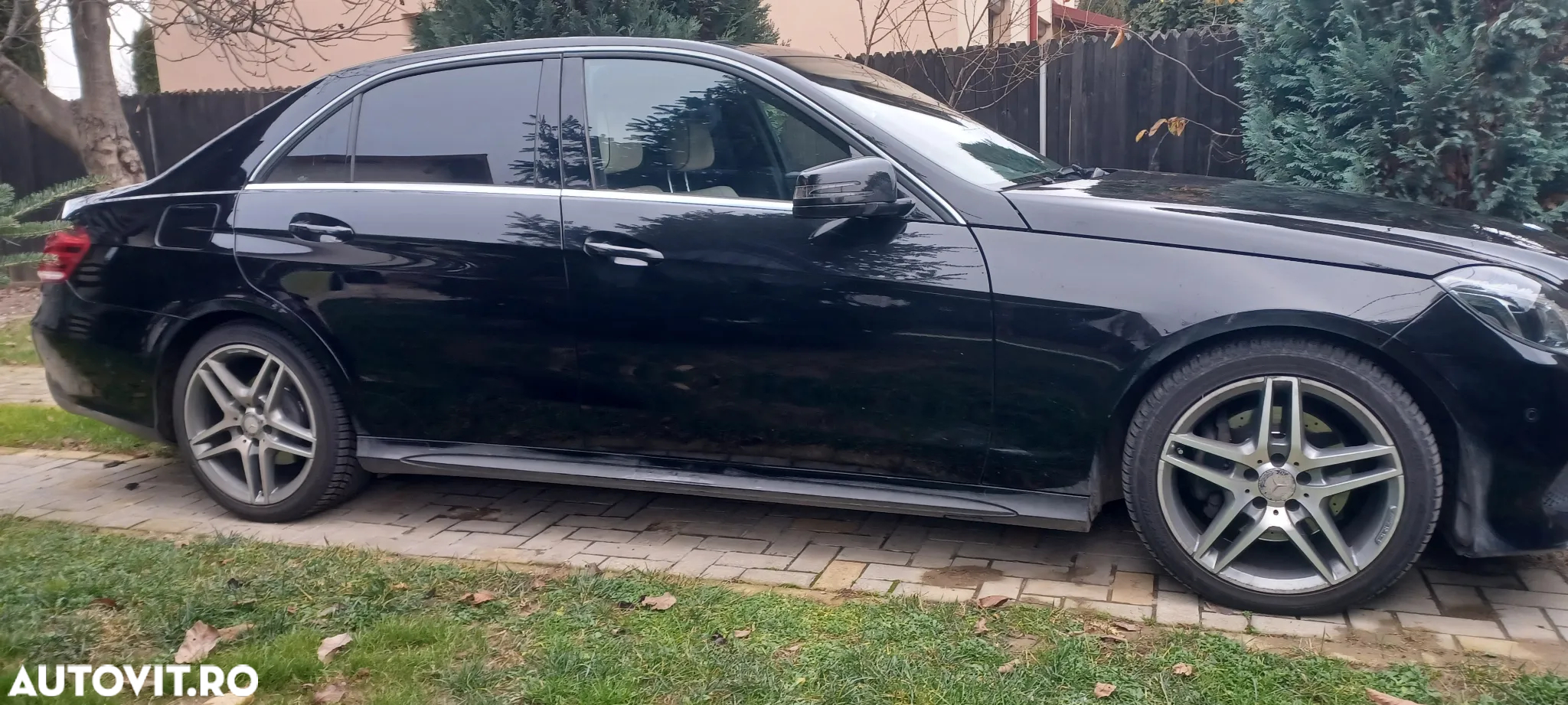 Mercedes-Benz E 300 BlueTEC HYBRID 7G-TRONIC Avantgarde - 2
