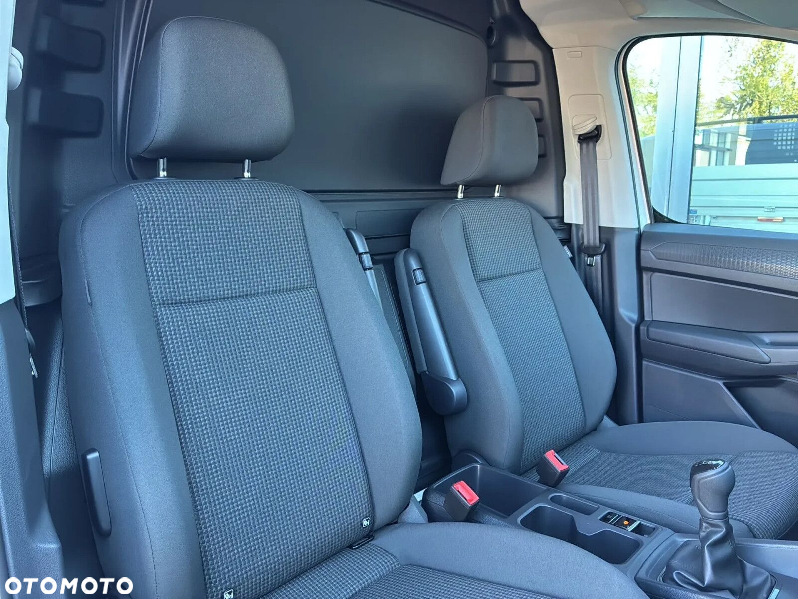 Volkswagen Caddy Cargo BENZYNA 1.5 TSI 114KM - 16