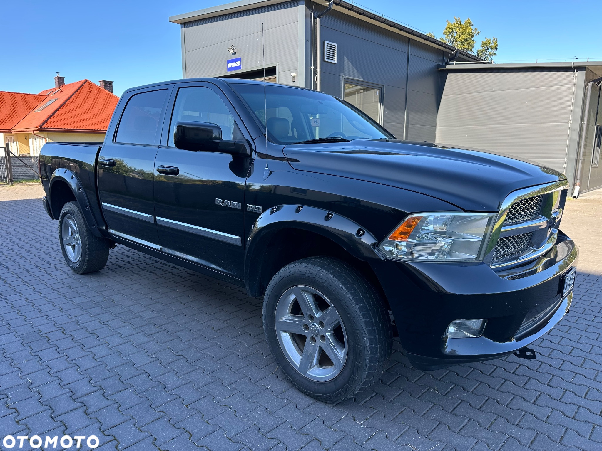 Dodge RAM - 2