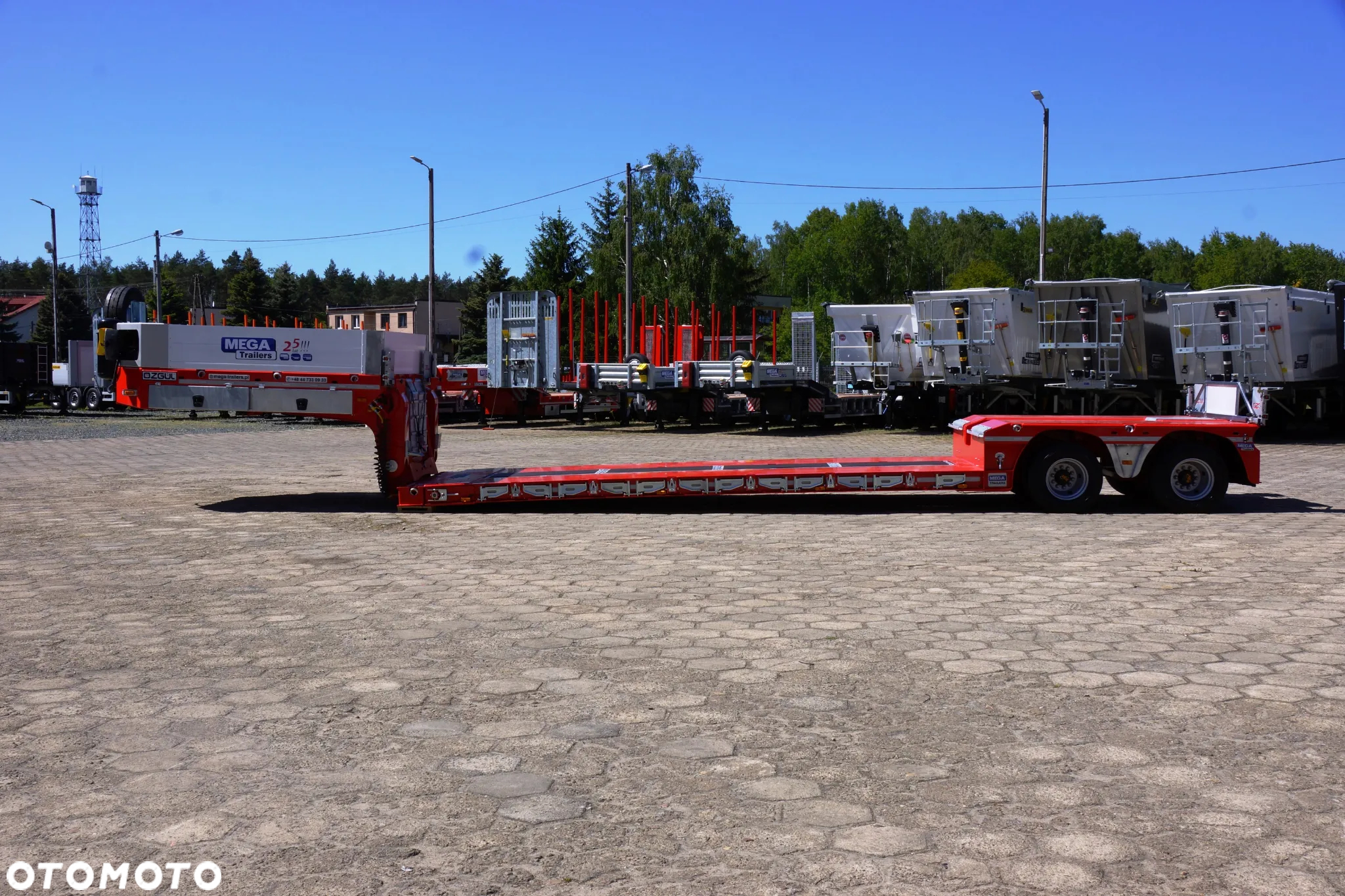 Inny TIEFBETT - MEGA TRAILERS - wersja STRONG - OSIE SAF - TRIDECK - ALUFELGI - 4