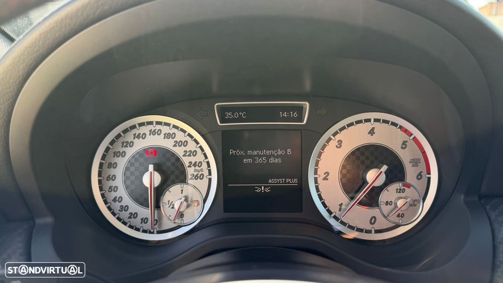 Mercedes-Benz A 200 CDI AMG Line - 28