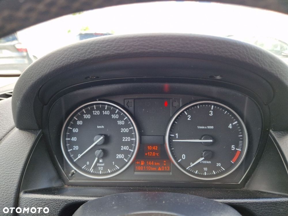 BMW X1 xDrive18d Sport Line - 11
