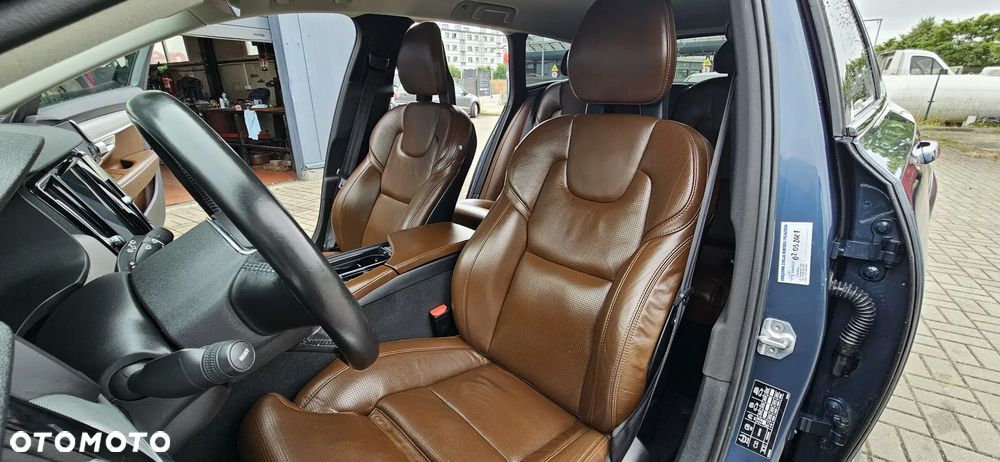 Volvo V90 D4 SCR AWD Kinetic - 3