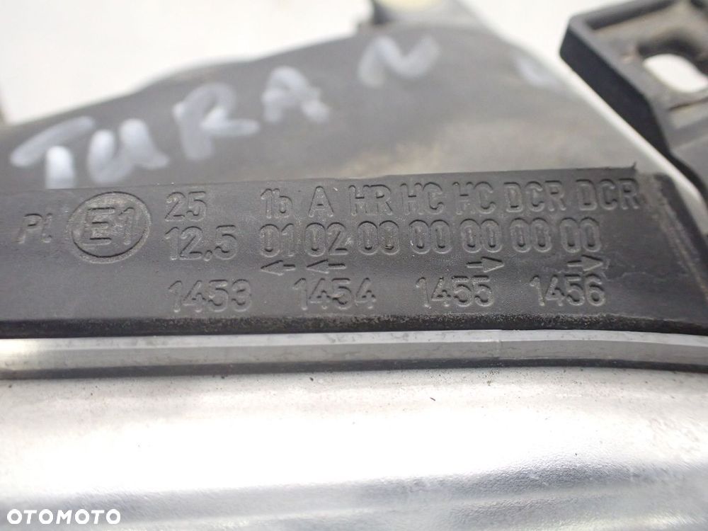 LAMPA PRAWA PRZEDNIA VOLKSWAGEN TOURAN I 1.6 1T0941040F - 10