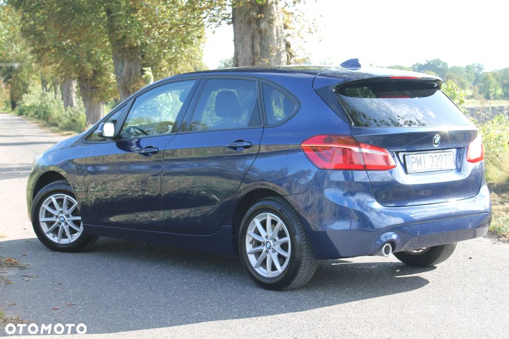BMW Seria 2 216d - 1