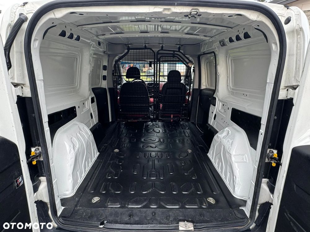 Fiat DOBLO MAXI - 17