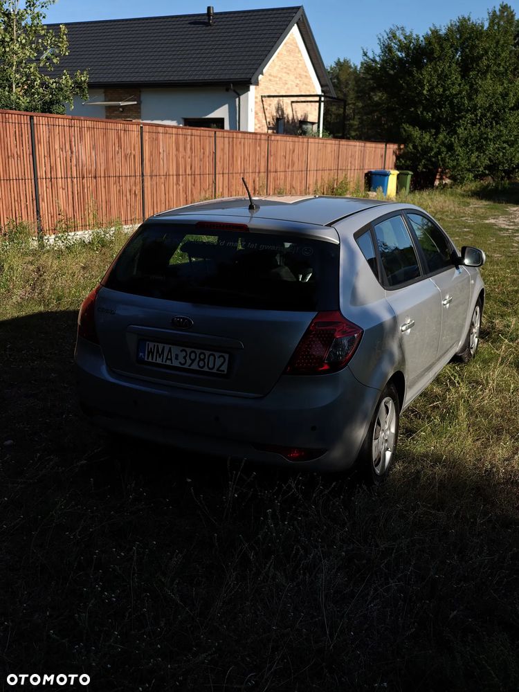 Kia Ceed 1.4 Comfort - 17