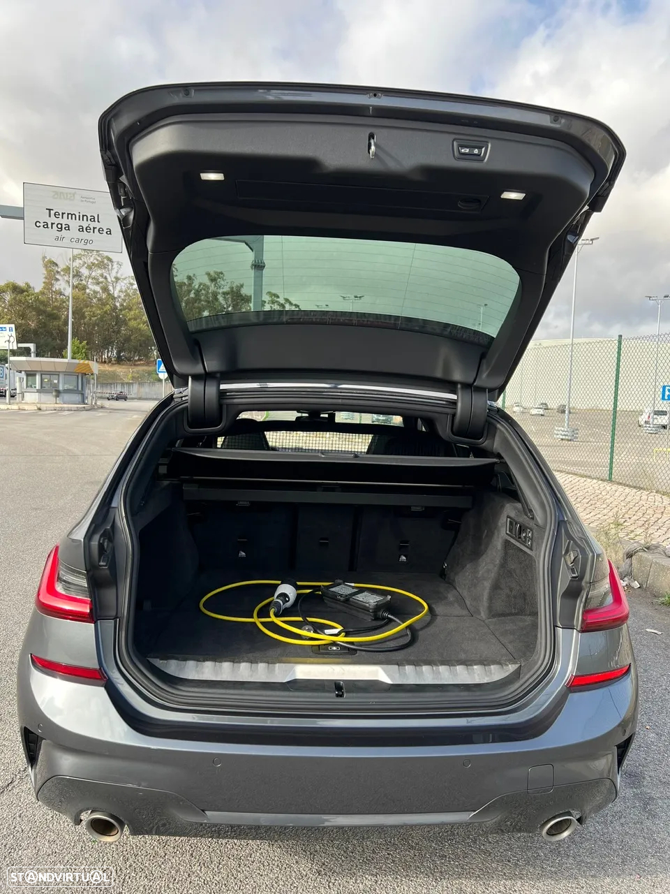 BMW 330 e Touring Pack M Auto - 11