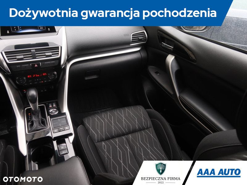 Mitsubishi Eclipse Cross - 9