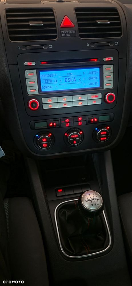 Volkswagen Golf 1.6 FSI Goal - 14